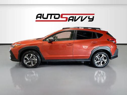 Sun Blaze Pearl 2025 Subaru Crosstrek Premium
