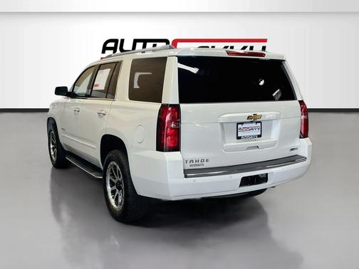 Iridescent Pearl Tricoat 2017 Chevrolet Tahoe Premier