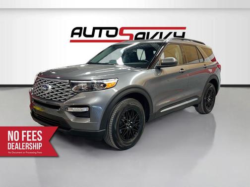 Gray Metallic 2024 Ford Explorer XLT