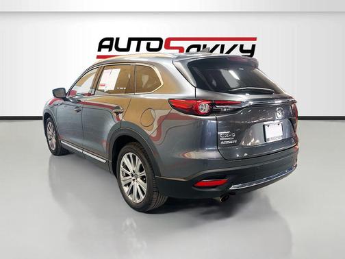 Machine Gray Metallic 2023 Mazda CX-9 Signature