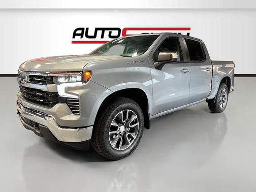 Sterling Gray Metallic 2024 Chevrolet Silverado 1500 LT