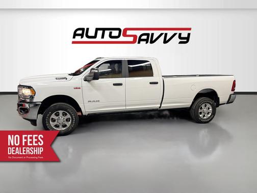 Bright White Clearcoat 2023 RAM 2500 Big Horn