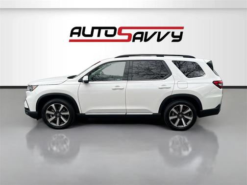 2023 Honda Pilot AWD Elite