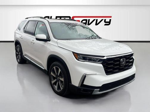 2023 Honda Pilot AWD Elite