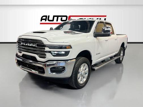 Bright White Clearcoat 2025 RAM 2500 Laramie Crew Cab 4x4 6'4' Box