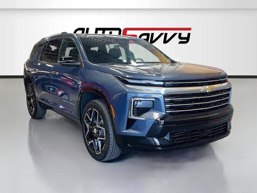 Lakeshore Blue Metallic 2025 Chevrolet Traverse High Country