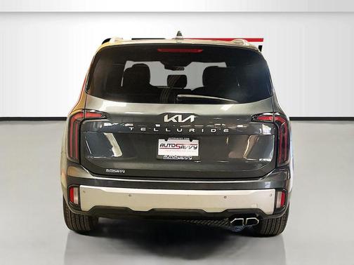 Gravity Gray 2023 Kia Telluride EX