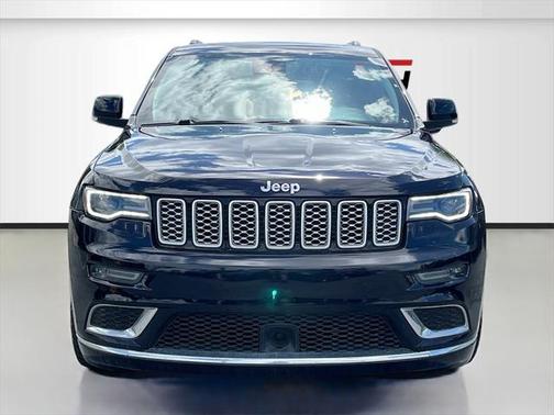 2019 Jeep Grand Cherokee Summit