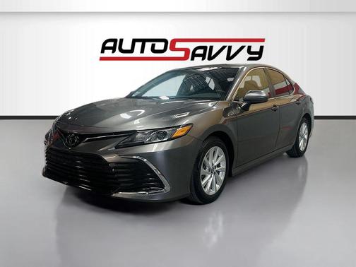 Predawn Gray Mica 2023 Toyota Camry LE