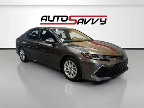 Predawn Gray Mica 2023 Toyota Camry LE