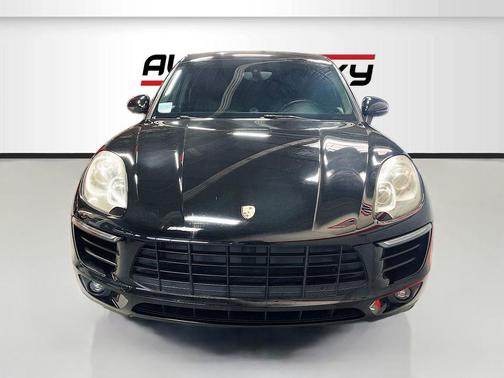 2016 Porsche Macan S