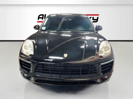 2016 Porsche Macan S