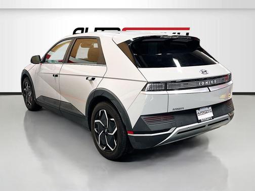 Cyber Gray 2022 Hyundai IONIQ 5 SEL