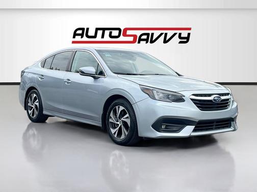 Ice Silver Metallic 2022 Subaru Legacy Premium