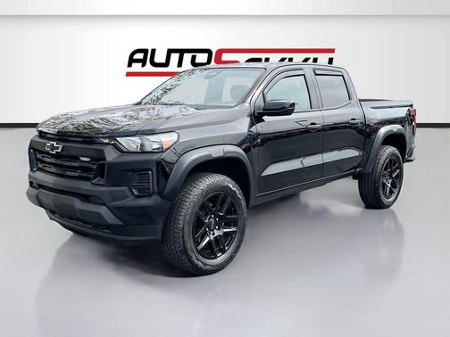 Black 2024 Chevrolet Colorado Trail Boss