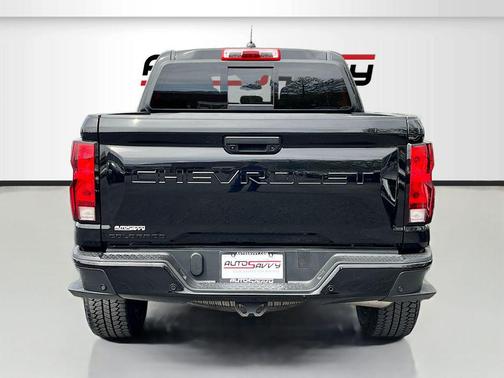Black 2024 Chevrolet Colorado Trail Boss