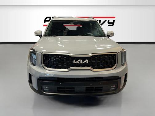 Wolf Gray 2023 Kia Telluride SX X-Line