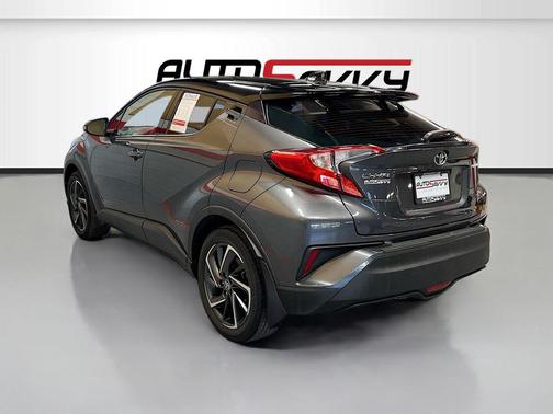 2022 Toyota C-HR Limited