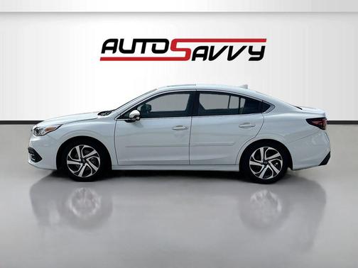 Crystal White Pearl 2020 Subaru Legacy Limited