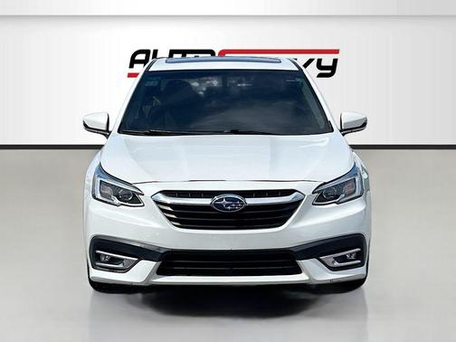 Crystal White Pearl 2020 Subaru Legacy Limited