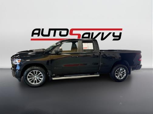 Diamond Black Crystal Pearlcoat 2019 RAM 1500 Rebel