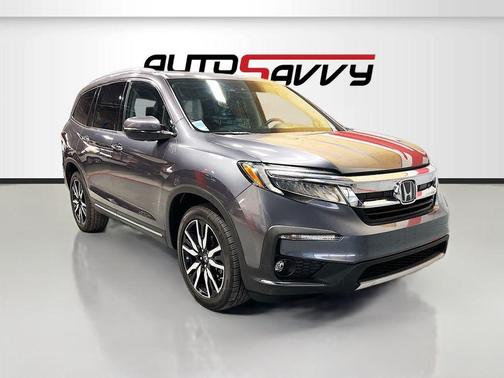 Gray 2022 Honda Pilot AWD Elite