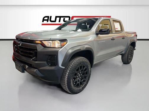 Sterling Gray Metallic 2026 Chevrolet Colorado Trail Boss