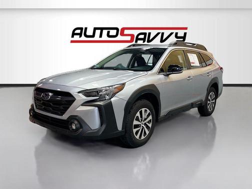 Ice Silver Metallic 2025 Subaru Outback Premium