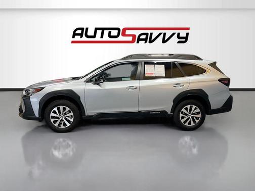 Ice Silver Metallic 2025 Subaru Outback Premium