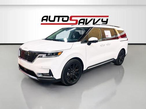 Snow White Pearl 2022 Kia Carnival SX Prestige