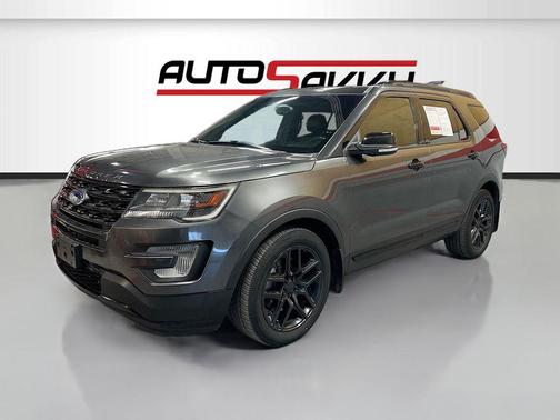 Magnetic 2017 Ford Explorer sport