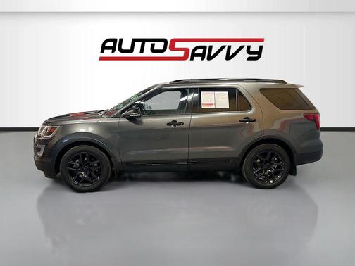 Magnetic 2017 Ford Explorer sport