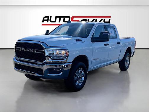 2023 RAM 2500 Big Horn Crew Cab 4x4 6'4' Box
