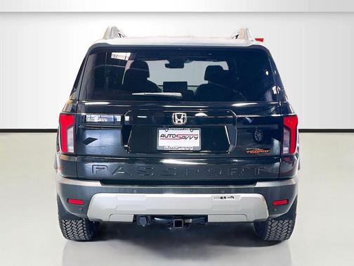 Crystal Black Pearl 2026 Honda Passport AWD TrailSport Elite