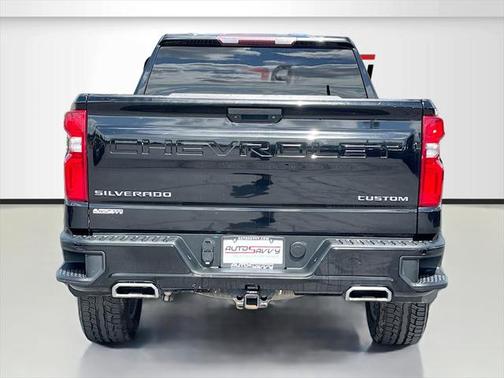 2019 Chevrolet Silverado 1500 Custom Trail Boss