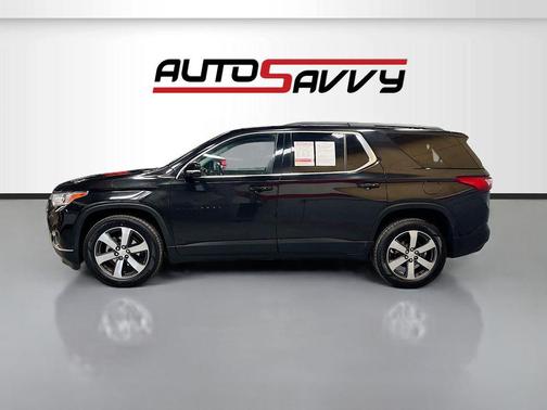 Mosaic Black Metallic 2019 Chevrolet Traverse LT Leather
