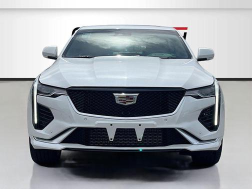 Crystal White Tricoat 2025 Cadillac CT4 Premium Luxury RWD