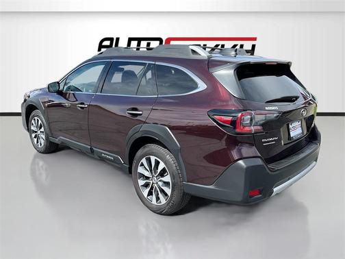 2024 Subaru Outback Touring