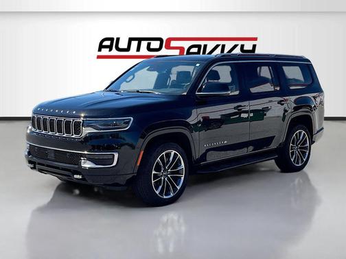 Diamond Black Crystal Pearlcoat 2024 Jeep Wagoneer Series II 4x4