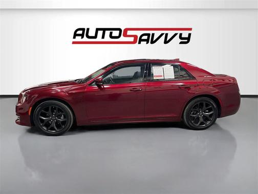 2022 Chrysler 300 Touring