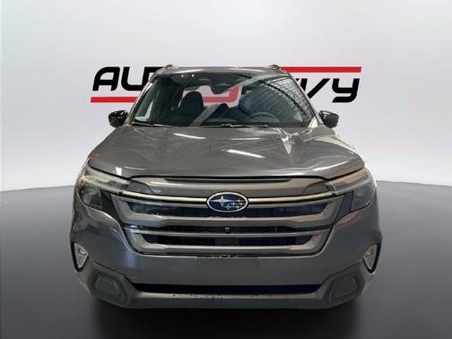 Magnetite Gray Metallic 2025 Subaru Forester Hybrid Touring