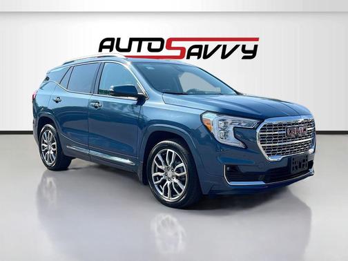 Downpour Metallic 2024 GMC Terrain Denali