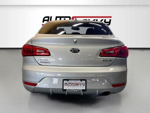Silky Silver 2016 Kia Forte Koup EX