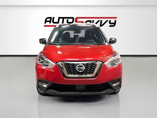 2020 Nissan Kicks SR