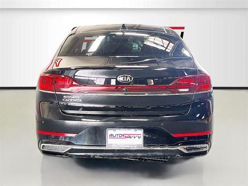 2020 Kia Cadenza Technology
