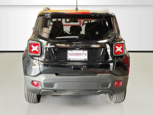Black Clearcoat 2023 Jeep Renegade Altitude