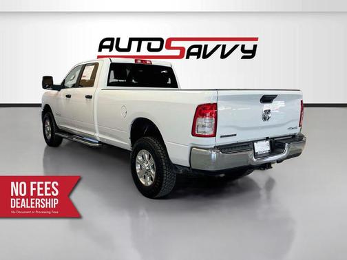 Bright White Clearcoat 2024 RAM 2500 Big Horn