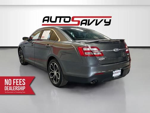 Magnetic 2018 Ford Taurus SHO