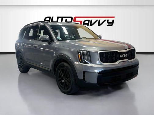 Everlasting Silver 2023 Kia Telluride EX X-Line