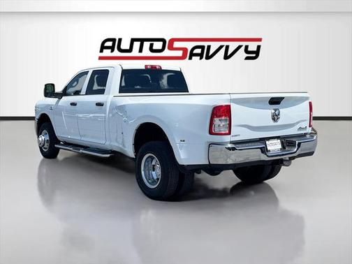 2024 RAM 3500 Tradesman Crew Cab 4x4 8' Box